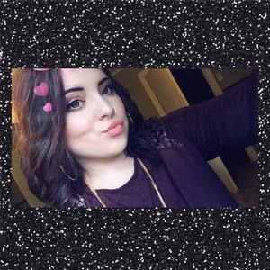 Meet your Posher, Riah